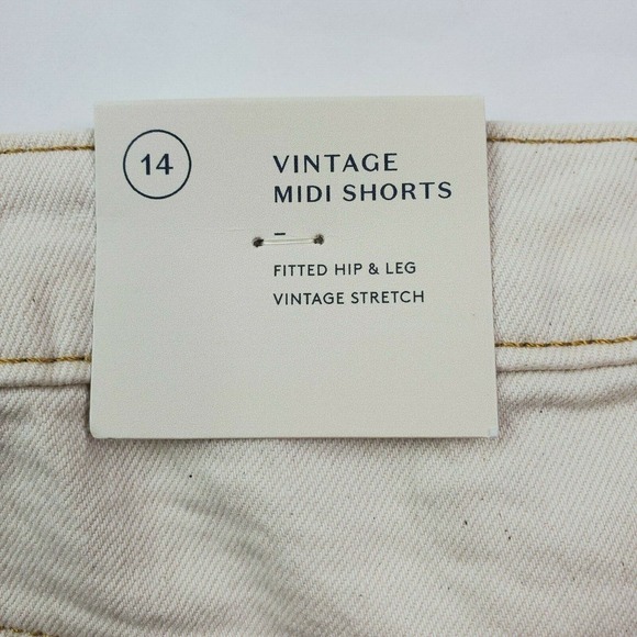 CC - Universal Thread Vintage Midi Shorts Women 14 Tan Off White High Rise NWT - Picture 3 of 11